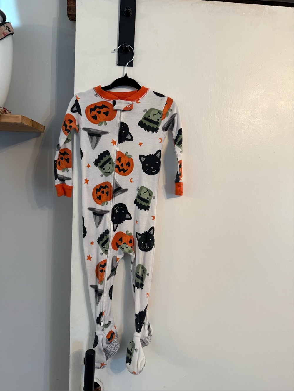 Carter's Halloween Pumpkin & Cat Footed Pajamas - White, Orange, Black, Green